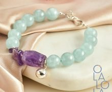 pulsera maxi piedras con aguamarina y amatista con dije mini llamador de ángeles en plata 925