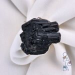 anillo turmalina negra en bruto. Plata 925