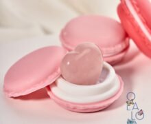 cuarzo rosado tallado en diseño corazón