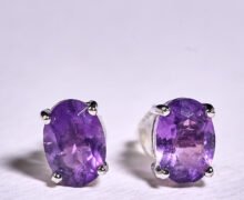 Aretes Amatista y plata 925, ideal para complementar tus look. La amatista es conocida por ser una piedra que transmite energía positiva.